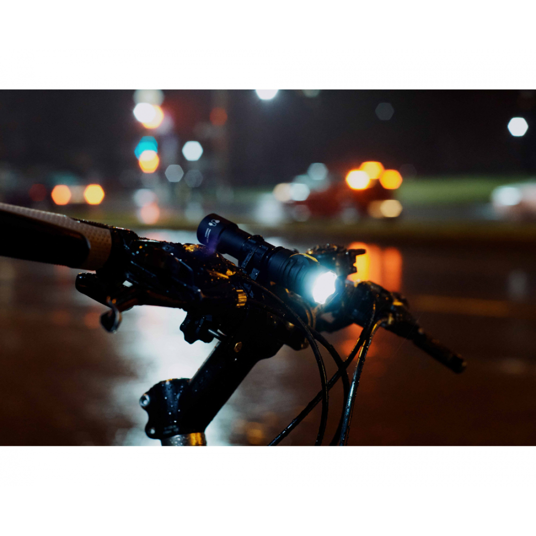 Фонарь Armytek Prime C2 Pro Magnet USB+18650, 2230 лм / тёплый свет