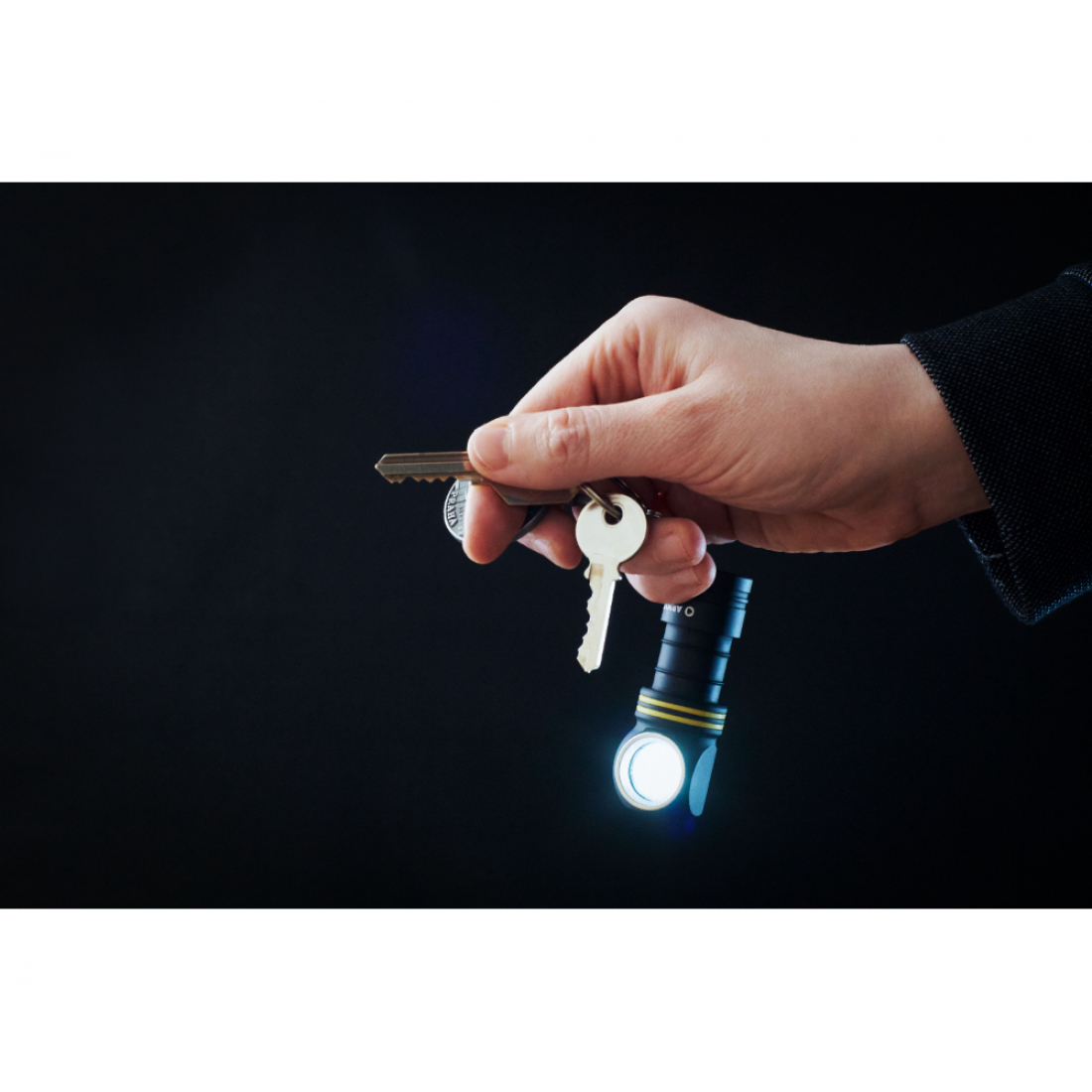 Armytek Elf C1 Micro-USB+18350 XP-L, 900 лм / холодный свет