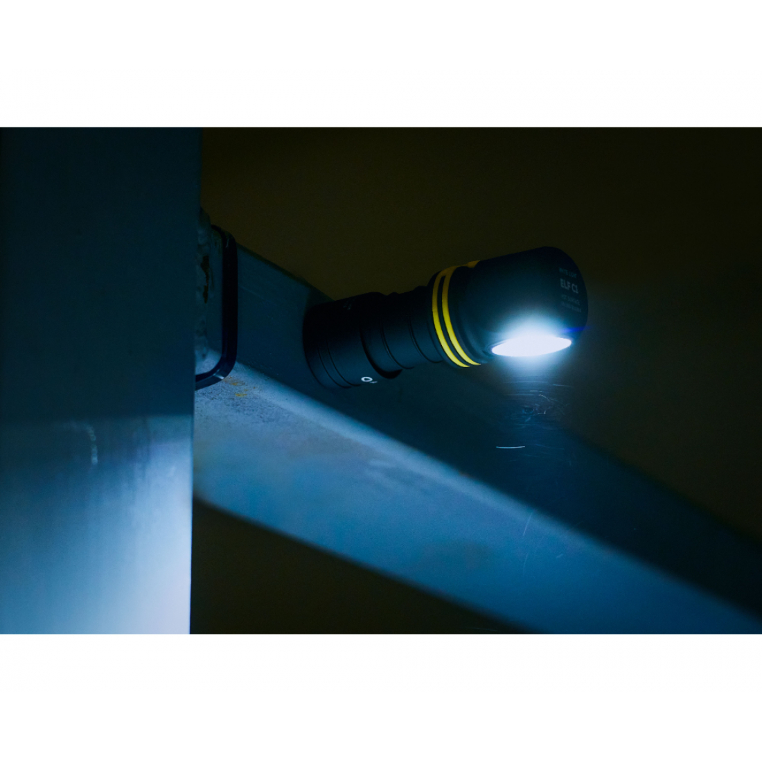Armytek Elf C1 Micro-USB+18350 XP-L, 930 лм / теплый свет