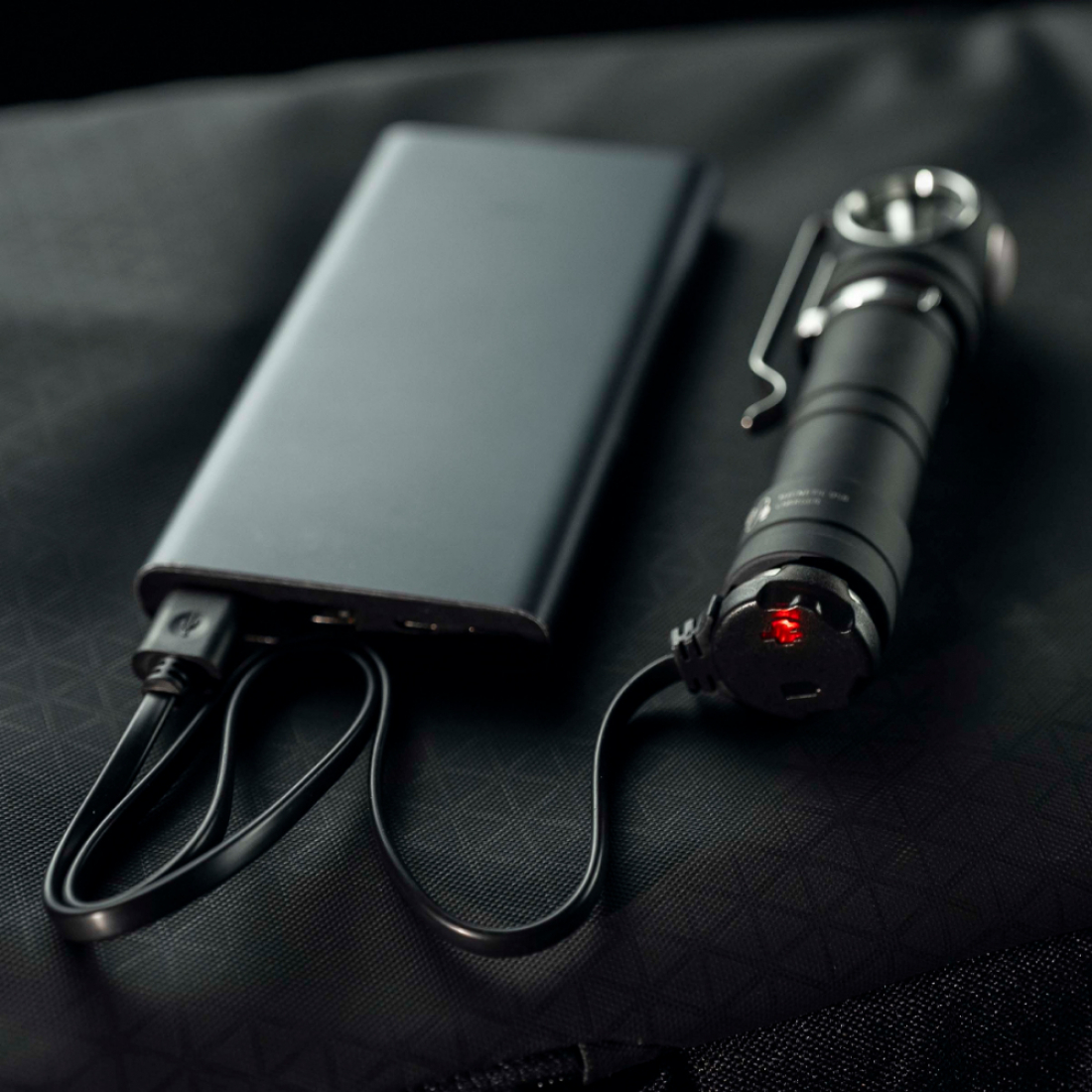 Armytek Wizard C2 Pro Max Magnet USB LR+21700, 4150 лм / белый свет / аккумулятор