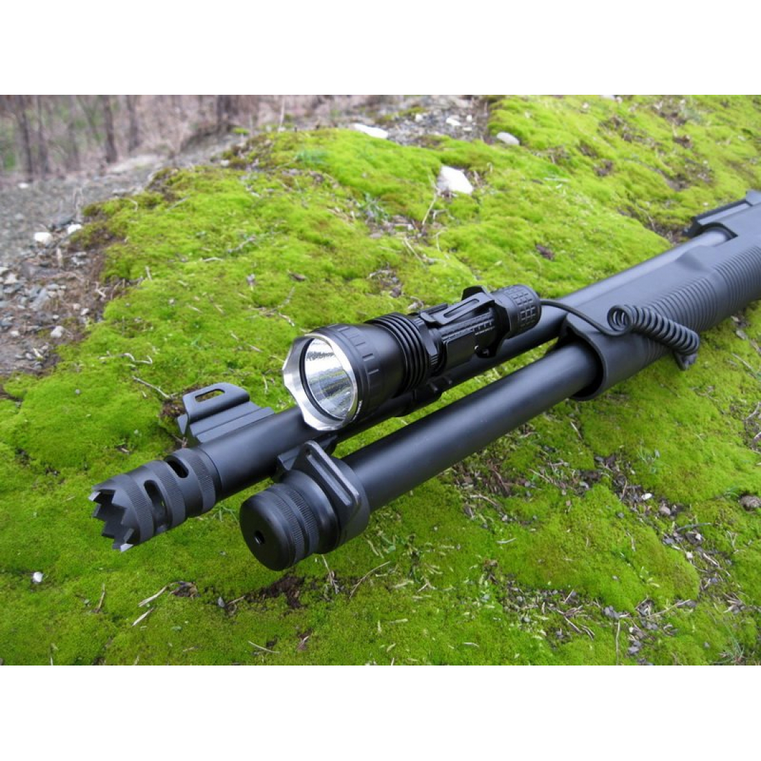 Фонарь Armytek Predator v3 XP-E2, 210 лм / красный свет